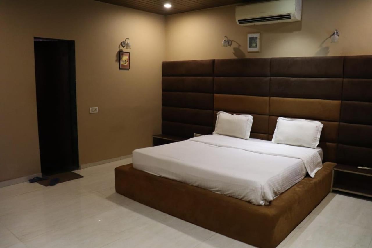 Trident Villas & Holidays Igatpuri Buitenkant foto