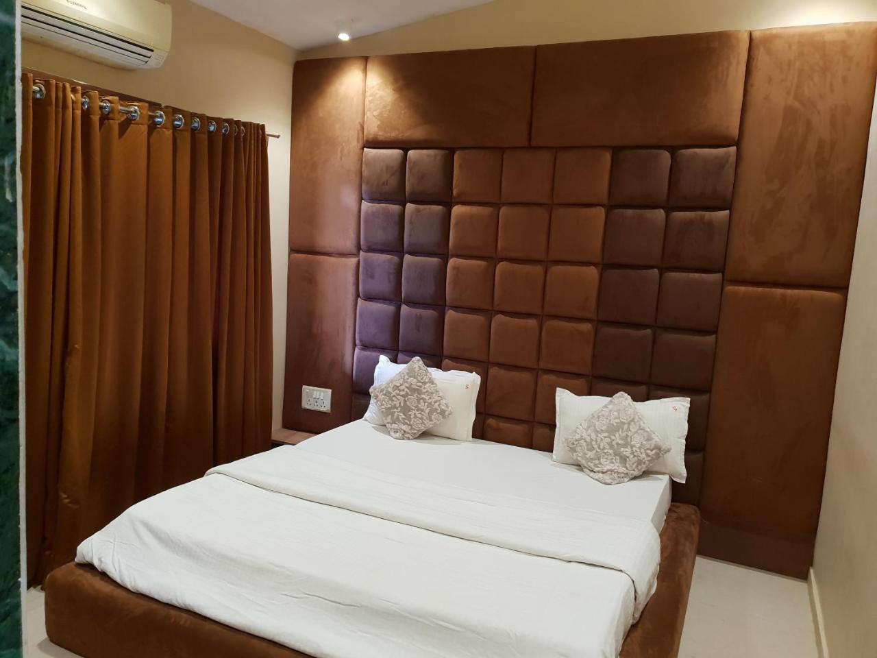 Trident Villas & Holidays Igatpuri Buitenkant foto